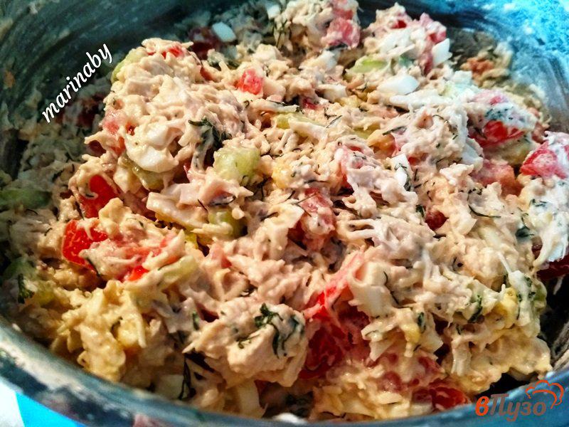 Фото приготовление рецепта: Салат из куриной грудки и овощей шаг №15