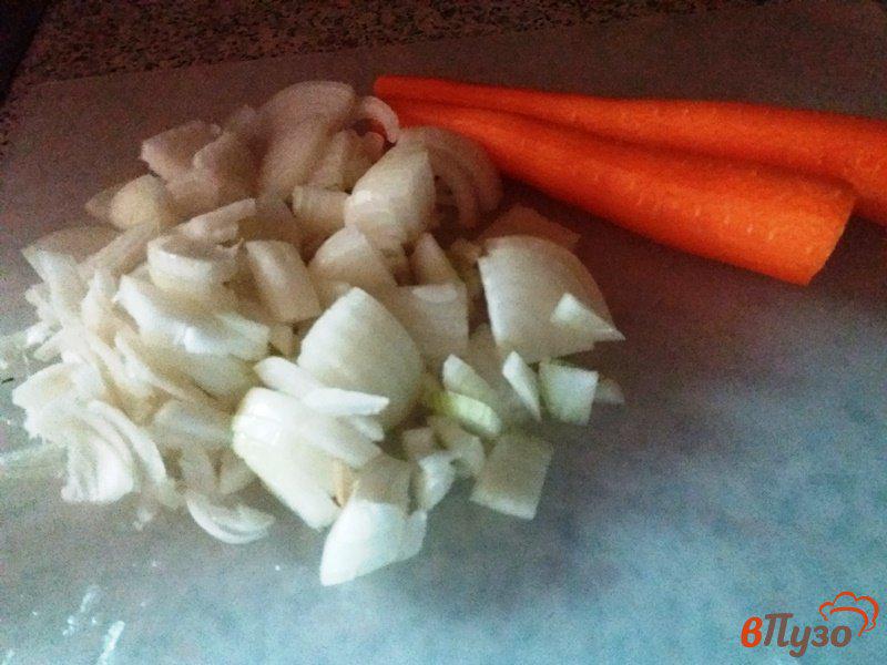 Фото приготовление рецепта: Суп картофельный с фрикадельками и томатами шаг №1