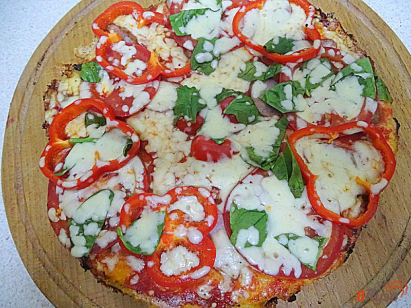 Фото приготовление рецепта: Пицца на сковороде шаг №15