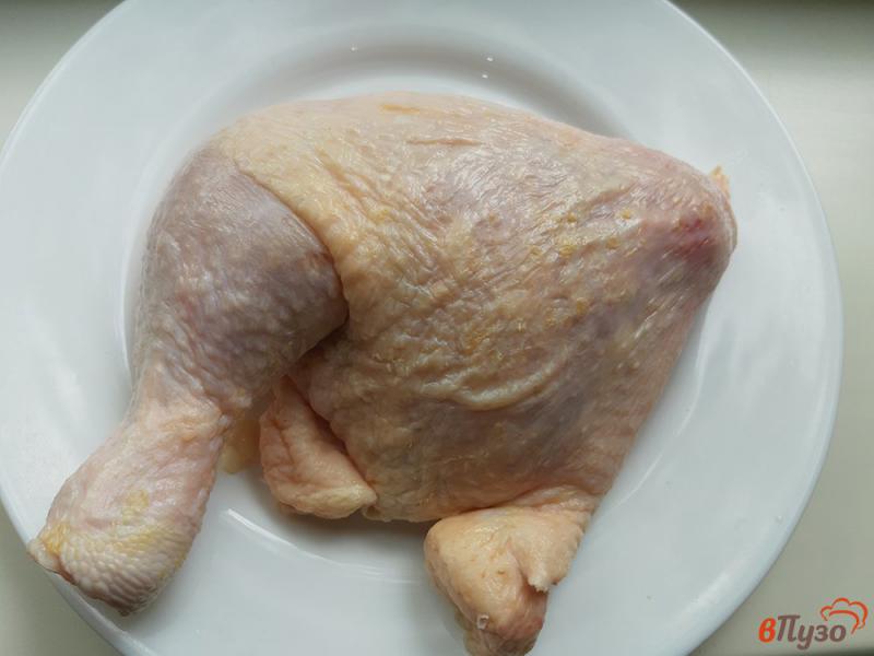 Фото приготовление рецепта: Запеченная курица с пряной тыквой шаг №1