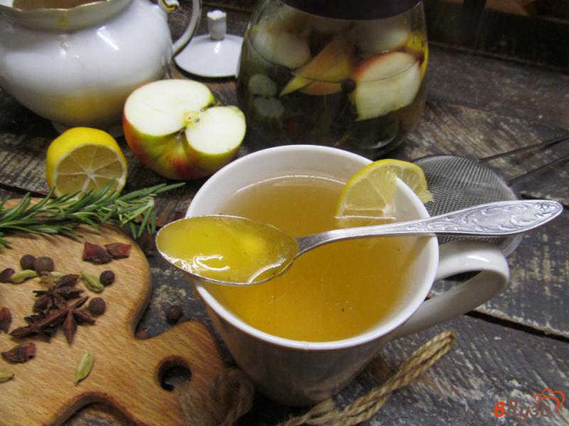 Фото приготовление рецепта: Полезный чай из облепихи с розмарином и калиной шаг №7