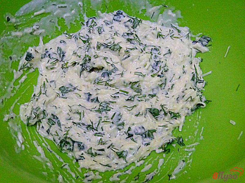 Фото приготовление рецепта: Капустные оладьи с сыром шаг №5