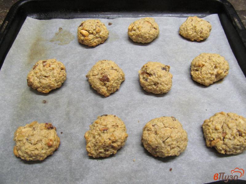 Фото приготовление рецепта: Овсяное печенье с финиками шаг №12