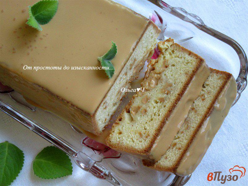 Фото приготовление рецепта: Торт «Три молока» с вареной сгущенкой шаг №10