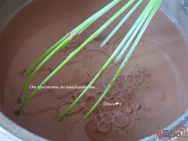 Фото приготовление рецепта: Блины на сыворотке «Два шоколада» шаг №6