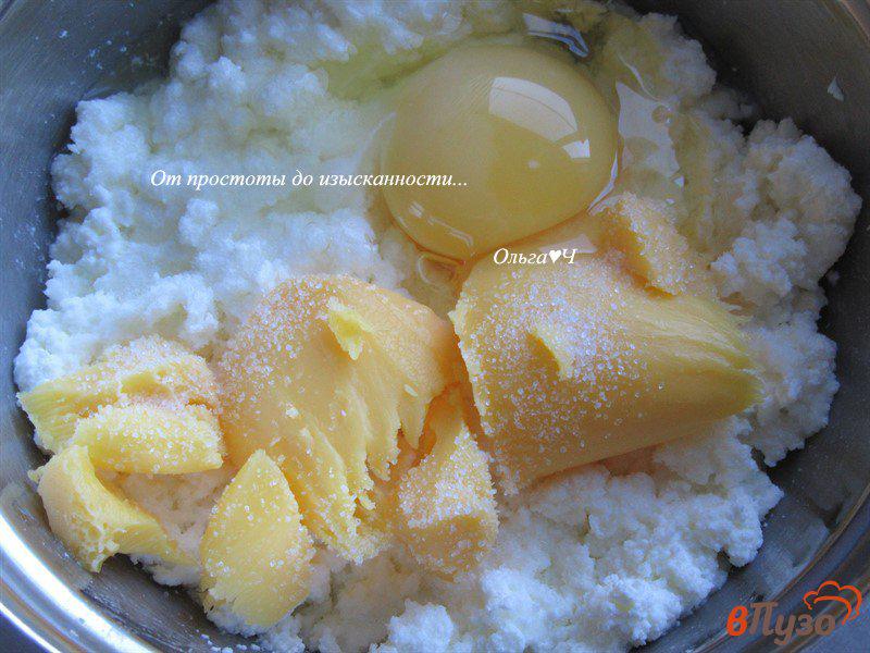 Фото приготовление рецепта: Плавленый сыр из творога на топленом масле шаг №2