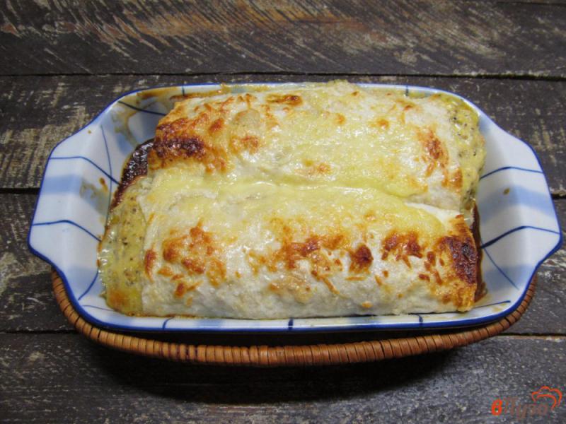 Фото приготовление рецепта: Пирог из лаваша с творогом тыквой и курагой шаг №11
