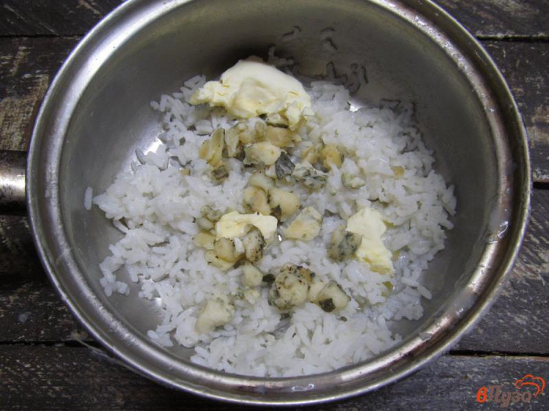 Фото приготовление рецепта: Сливочный рис с кабачком шаг №3