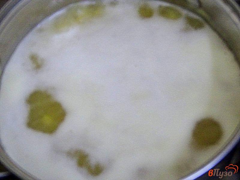 Фото приготовление рецепта: Гороховый суп с тыквой и сосисками. Рецеп очень прост и я думаю (быстрый) шаг №2