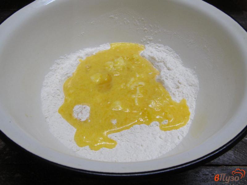 Фото приготовление рецепта: Клюквенно-апельсиновый кекс с шоколадной крошкой шаг №3