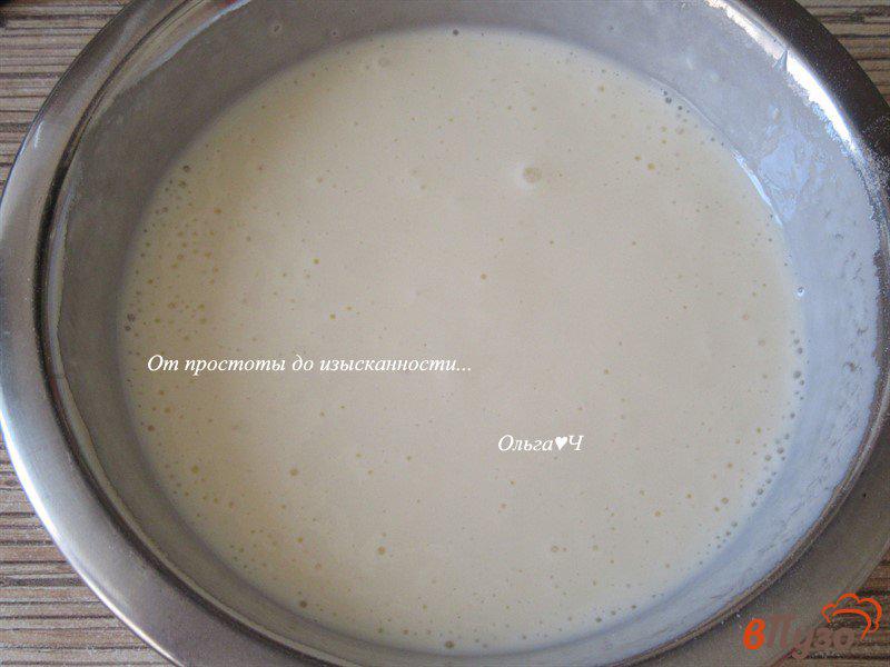 Фото приготовление рецепта: Овсяно-йогуртовый крамбль с вишней и корицей шаг №4