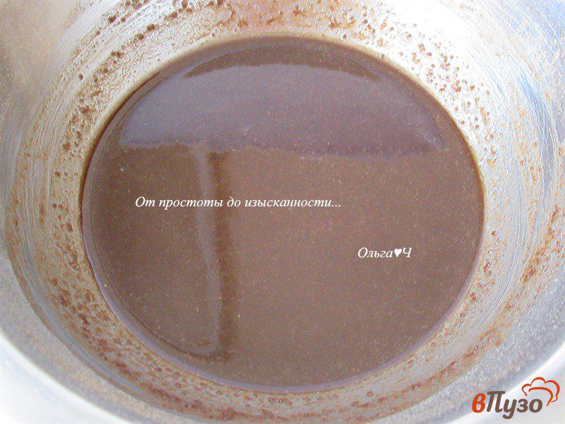 Фото приготовление рецепта: Темный шоколад из кэроба с миндалем и корицей шаг №4