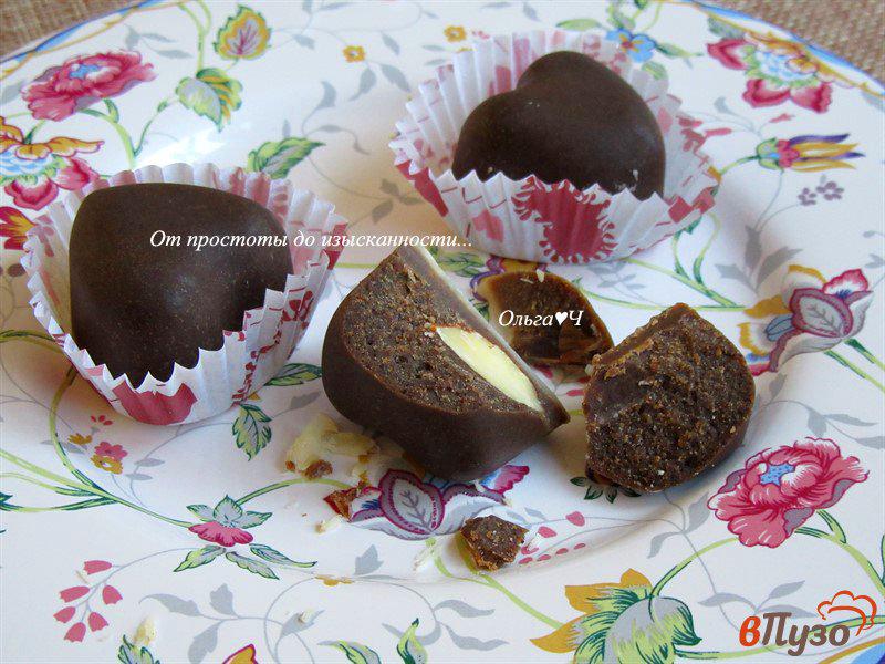 Фото приготовление рецепта: Темный шоколад из кэроба с миндалем и корицей шаг №7