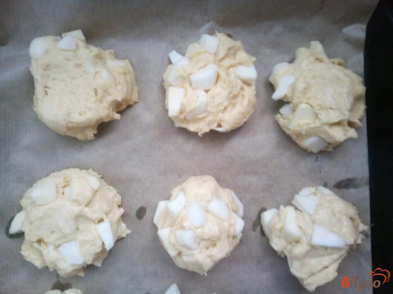 Фото приготовление рецепта: Печенье с яблоками шаг №7