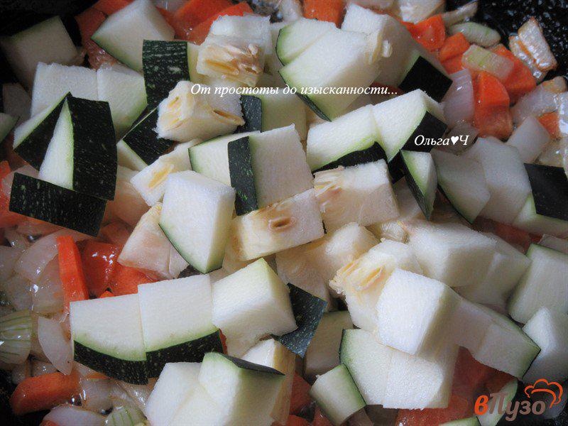 Фото приготовление рецепта: Овощное рагу с морским языком и базиликом шаг №1