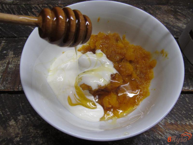 Фото приготовление рецепта: Десерт из тыквы с бананом шаг №2