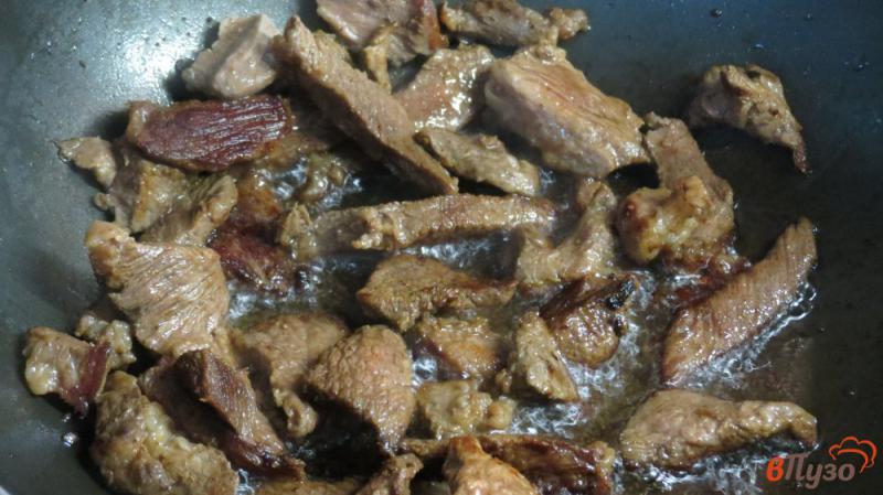 Фото приготовление рецепта: Фунчоза со свининой и соевым соусом шаг №1