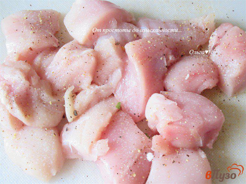 Фото приготовление рецепта: Куриное филе по-итальянски шаг №2