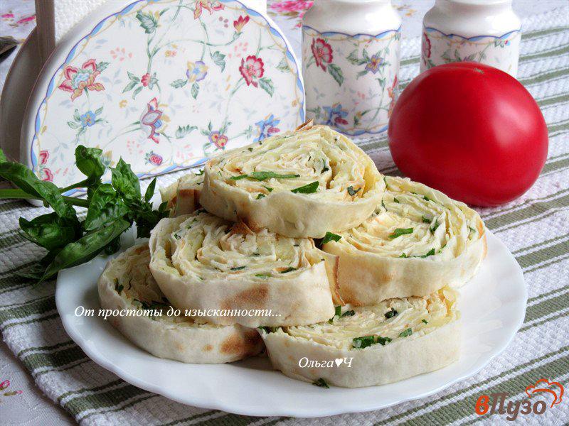 Фото приготовление рецепта: Лаваш с картофелем, сыром и зеленью шаг №4