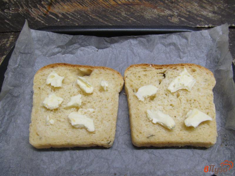 Фото приготовление рецепта: Запеченные в духовке бутерброды с ветчиной и грушей шаг №1