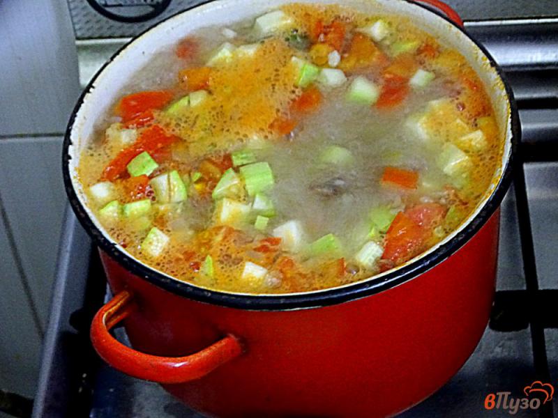 Фото приготовление рецепта: Овощной суп с говядиной шаг №7