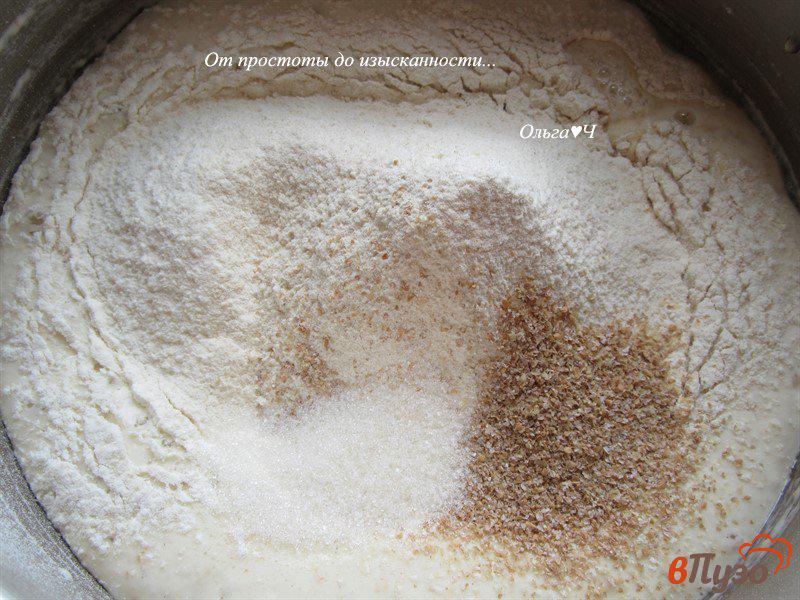 Фото приготовление рецепта: Цельнозерновой хлеб с овсяной мукой и тмином шаг №2