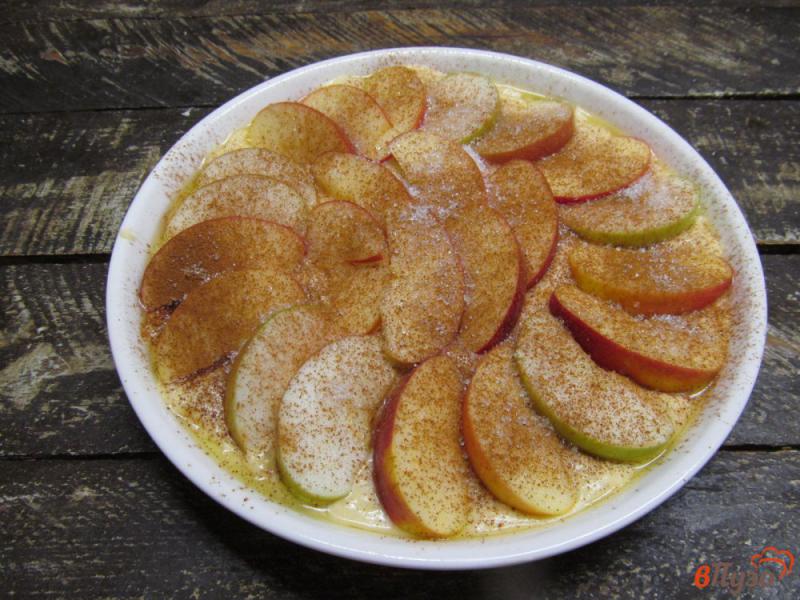 Фото приготовление рецепта: Немецкий яблочный пирог шаг №12