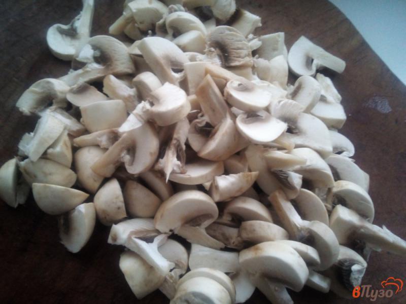 Фото приготовление рецепта: Мясные стожки с грибами шаг №2