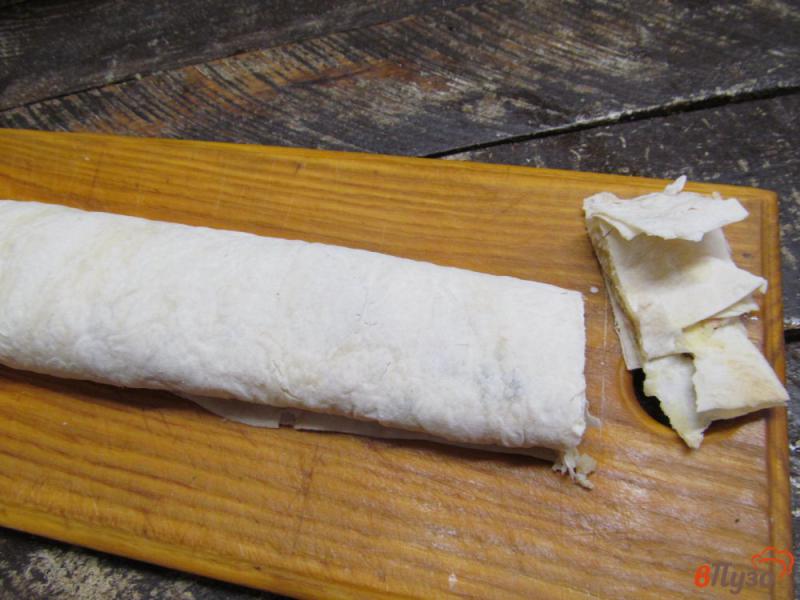 Фото приготовление рецепта: Закуска из лаваша с картофельной начинкой шаг №8
