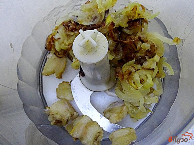 Фото приготовление рецепта: Печёночные колбаски с фаршем и рисом шаг №3