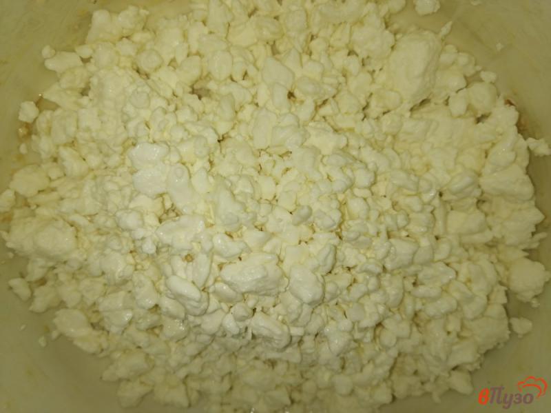 Фото приготовление рецепта: Творожная запеканка с сыром и укропом шаг №1