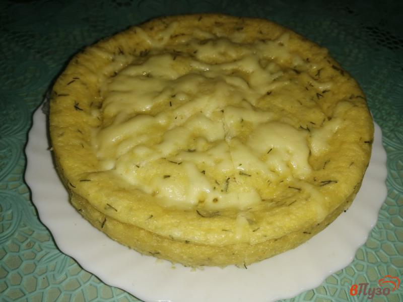 Фото приготовление рецепта: Творожная запеканка с сыром и укропом шаг №11