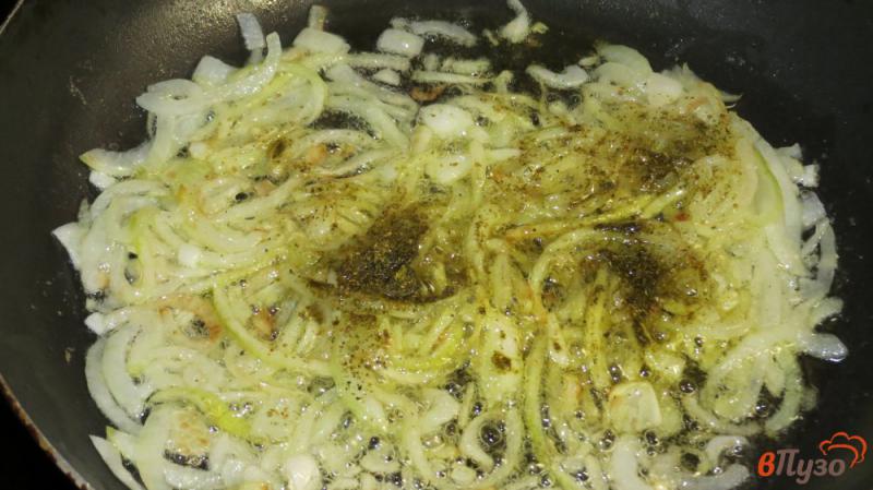 Фото приготовление рецепта: Салат по корейски с кальмарами шаг №4