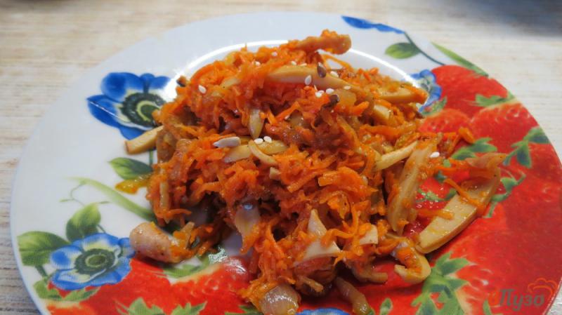 Фото приготовление рецепта: Салат по корейски с кальмарами шаг №7