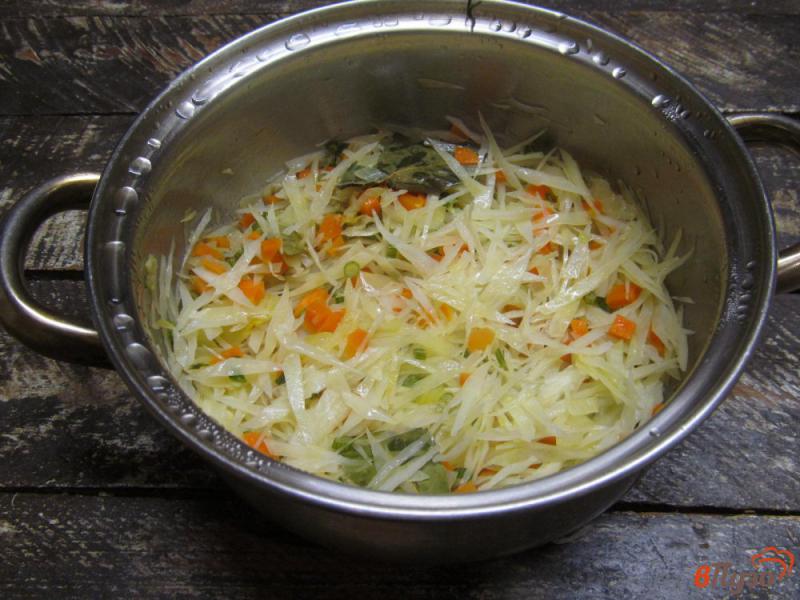 Фото приготовление рецепта: Вермишелевый суп со свекольными фрикадельками шаг №5
