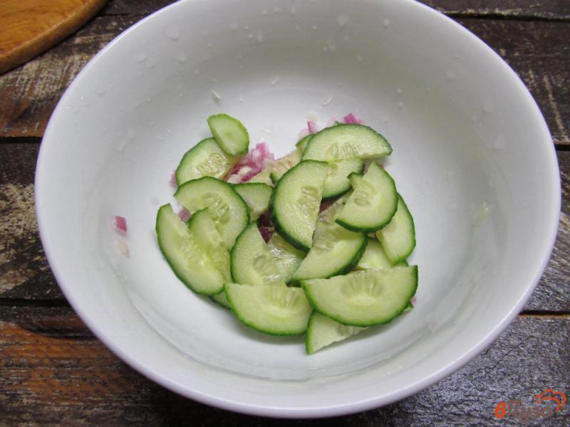 Фото приготовление рецепта: Греческий салат из огурцов шаг №2
