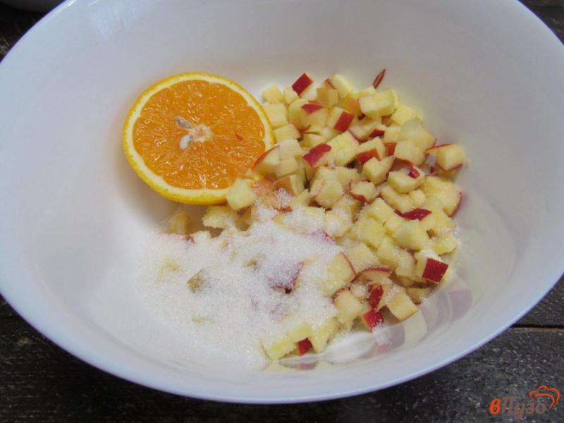 Фото приготовление рецепта: Яблочный пирог с овсянкой шаг №8