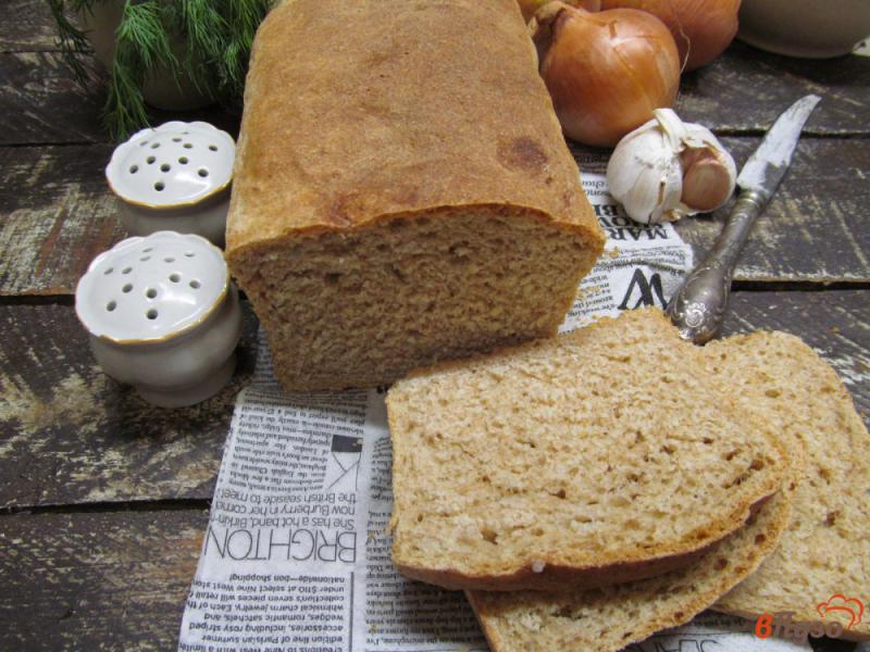 Фото приготовление рецепта: Пшеничный хлеб с медом и овсяными хлопьями шаг №10