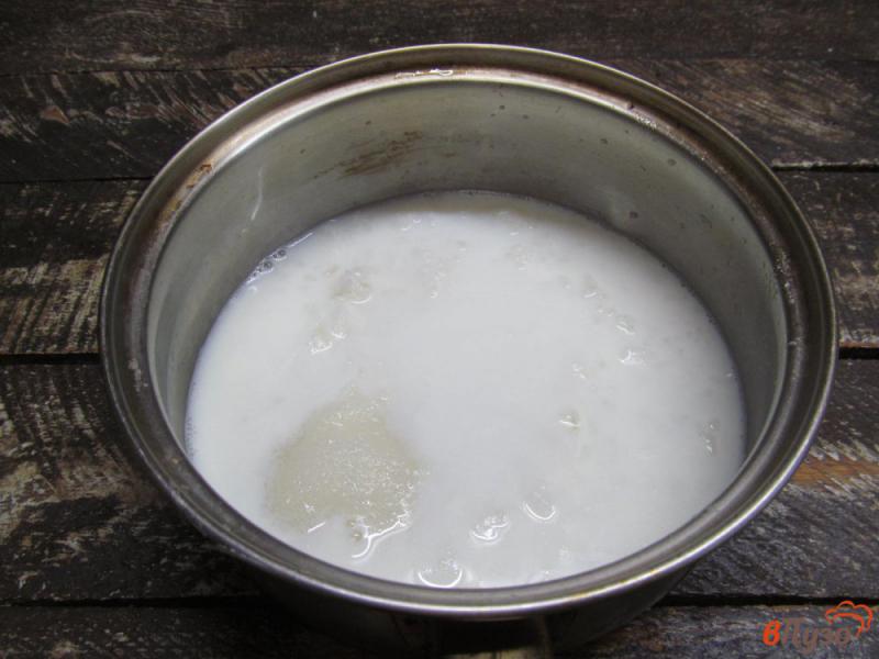 Фото приготовление рецепта: Рисовый пудинг на молоке с яблочной карамелью шаг №4