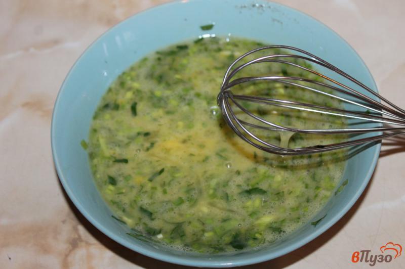 Фото приготовление рецепта: Тосты в яичной панировке с зеленью шаг №4