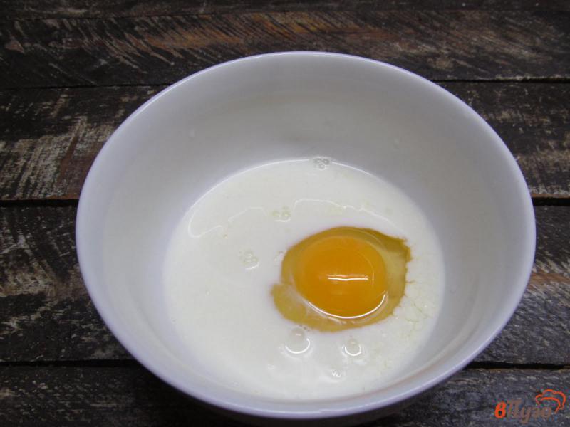 Фото приготовление рецепта: Молочный суп с яйцом и перловкой шаг №4