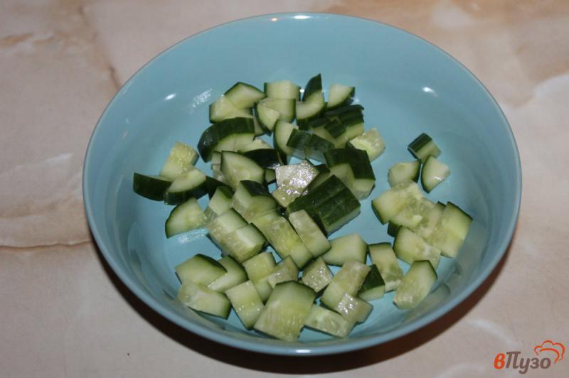 Фото приготовление рецепта: Овощной салат с морковью по - корейски и сыром сулугуни шаг №1