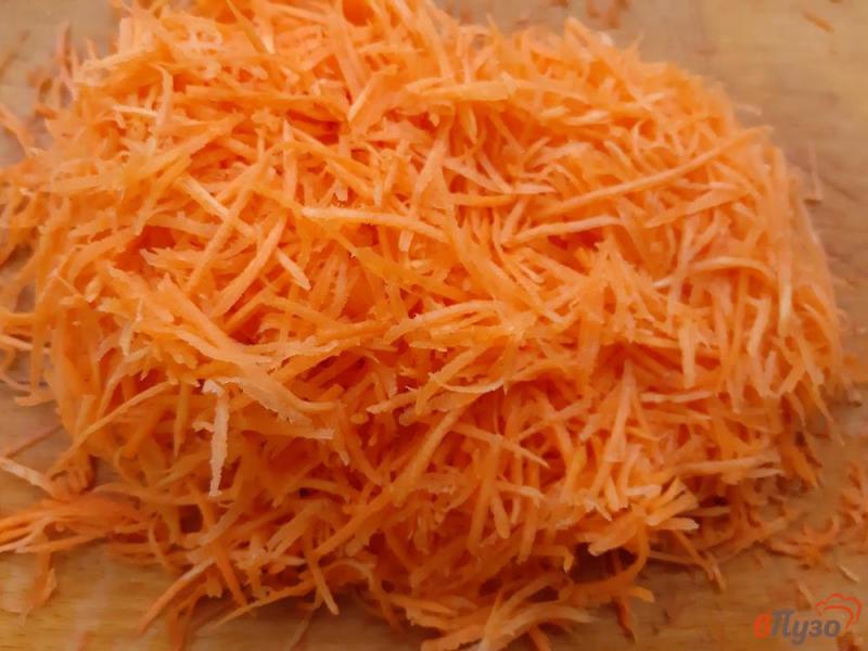 Фото приготовление рецепта: Морковь по-корейски с шампиньонами шаг №1