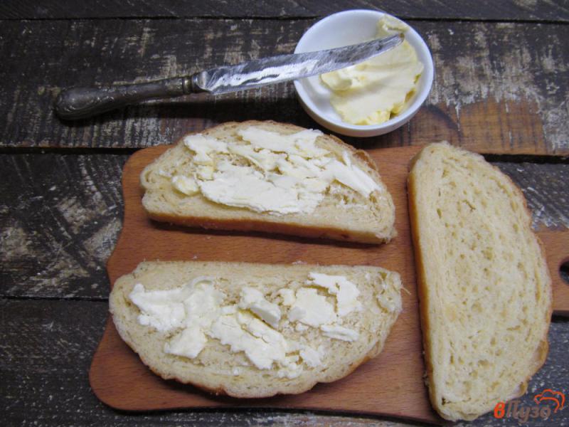 Фото приготовление рецепта: Бутерброд с сырной кремовой начинкой шаг №8