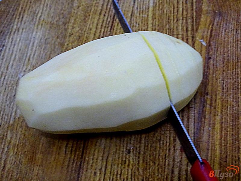 Фото приготовление рецепта: Картошка - гармошка шаг №3