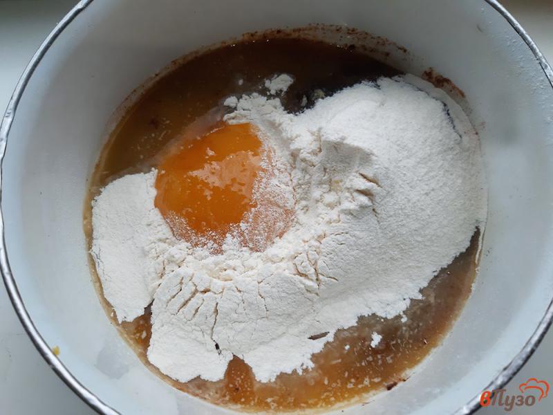 Фото приготовление рецепта: Печенье медовое с росписью глазурью шаг №4