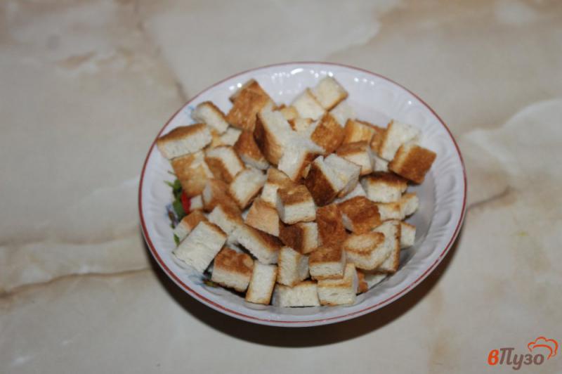 Фото приготовление рецепта: Салат с копченой куриной грудкой шаг №4
