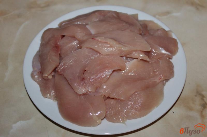 Фото приготовление рецепта: Куриные отбивные маринованные в соевом соусе шаг №1