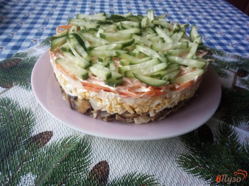 Фото приготовление рецепта: Салат с курицей, грибами и морковью по-корейски шаг №10