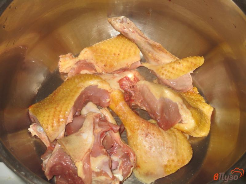 Фото приготовление рецепта: Жаркое из утки с картофелем и вешенками шаг №1